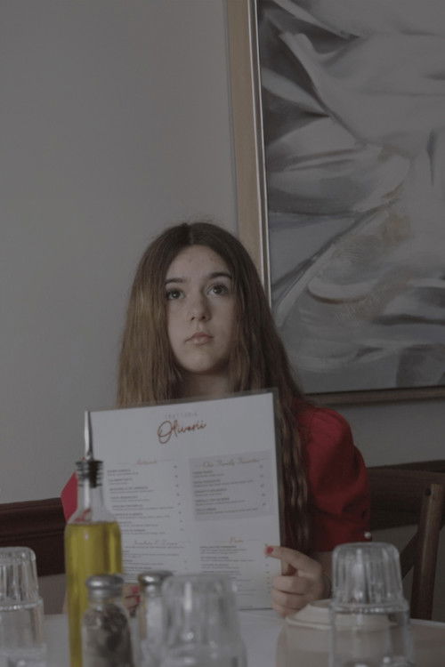 Kate Dineen as Evelyn Selznick