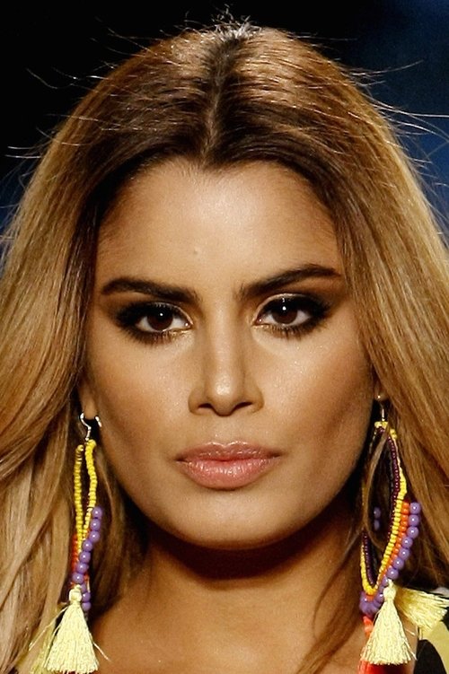 Ariadna Gutiérrez as Ms. Friedman