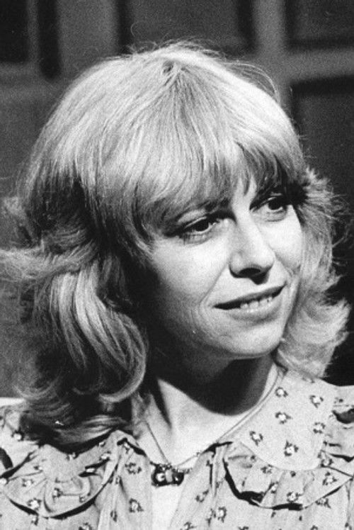 Ellen Jens as Woman in train