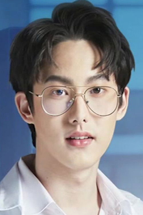 Win Achawin Michaels as Gun