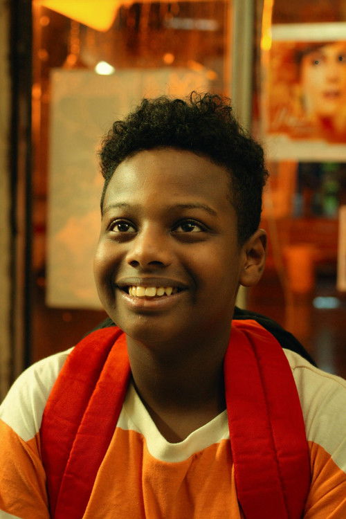 Nawaf Alsheraidi as Saloom