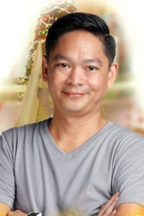 Barry Gonzalez as Lola Leonida's Boyfriend