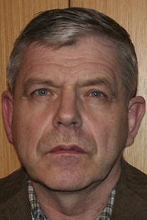 Viðar Víkingsson as Hannes H. Aðalsteinsson