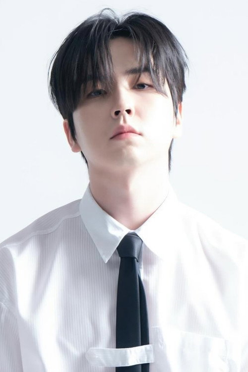 권의빈 as Self - Contestant