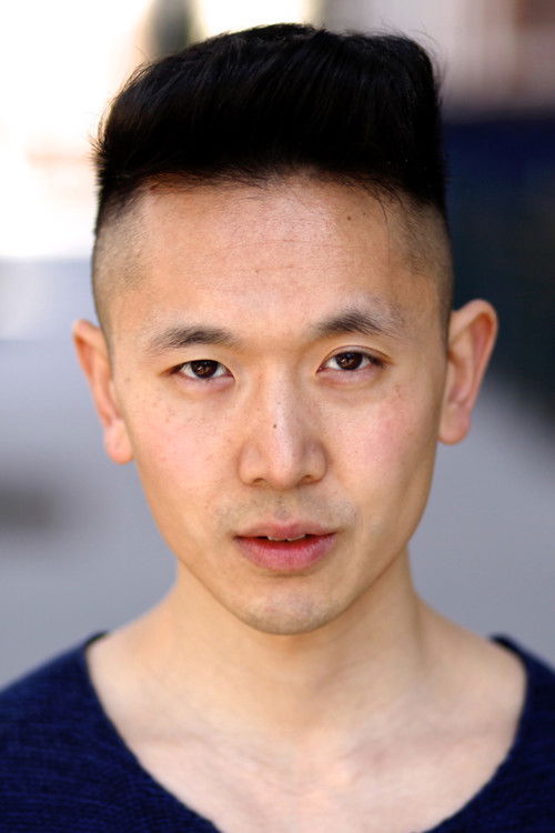 Jason Jiang as Essix