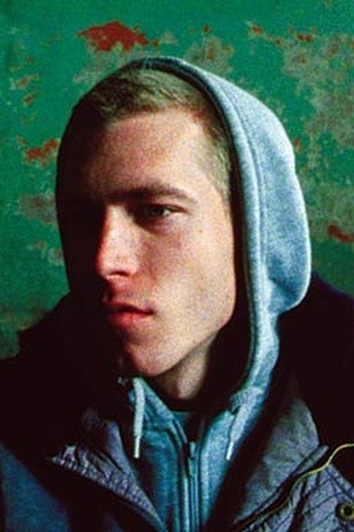 Paul Hofmann as Braungrau 2