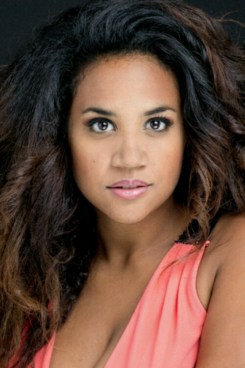 María Cruickshank as Jezabel