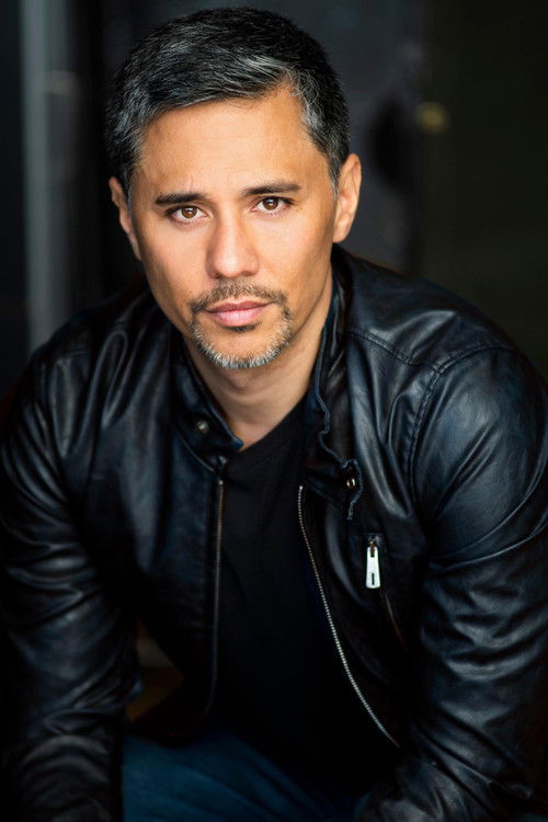 Chelsey Mark as Passerby Jessie