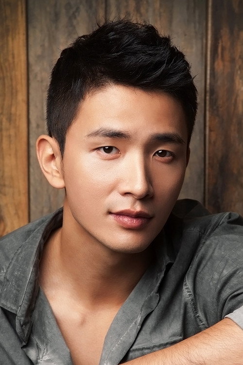 Lee Yong-joo as Jang Gyeong