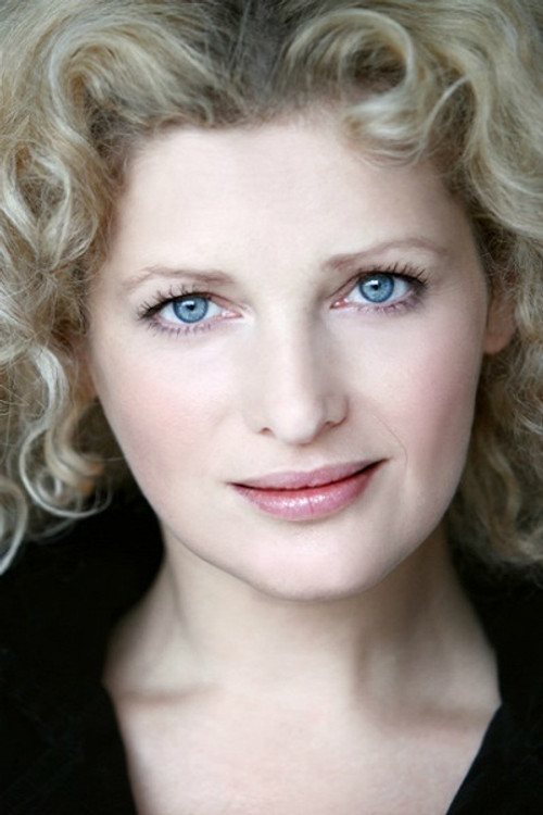 Macha Model as Romance