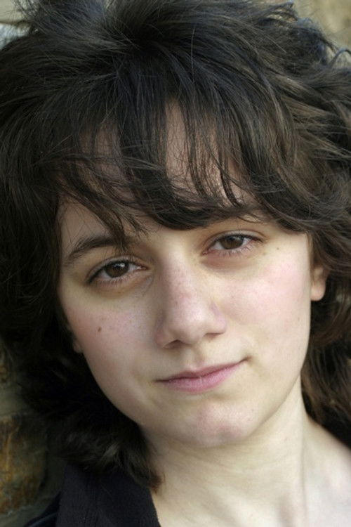 Ghazaleh Golpira as Siobhan