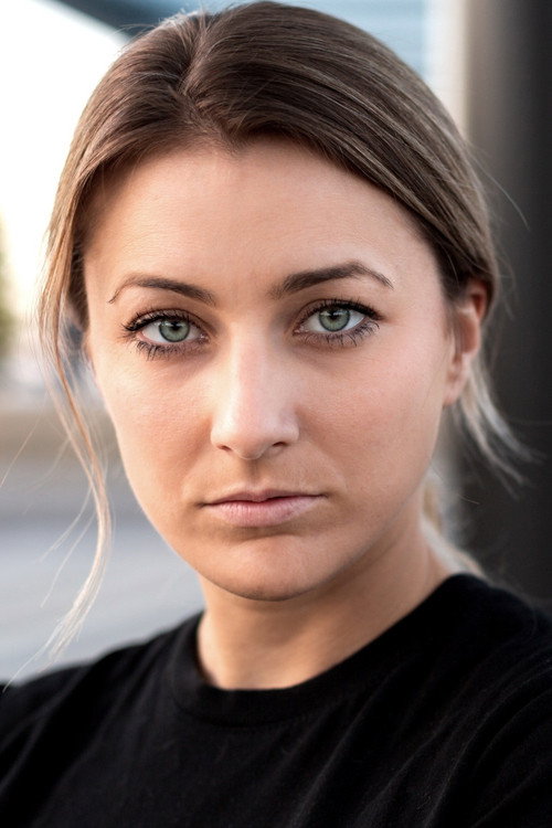 Kathi Wolf as Buchhändlerin