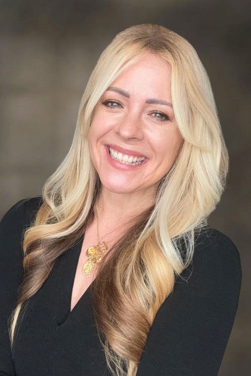 Stacy Waltz as Jaws (voice)