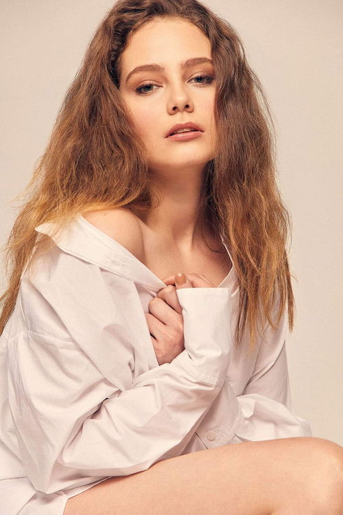 Rebeca Zajac as Inés