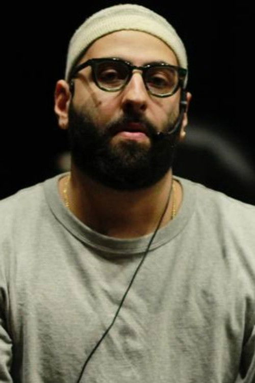 Ali Azimipour as Boy