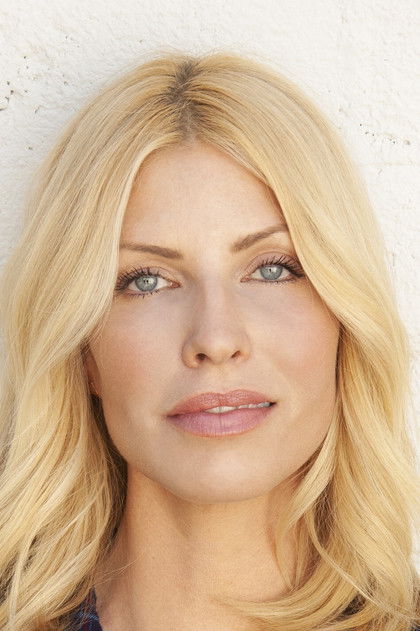 Morgan Walsh as Danielle