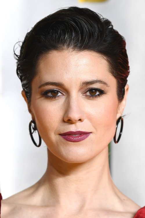 Mary Elizabeth Winstead as Helena Bertinelli / Huntress