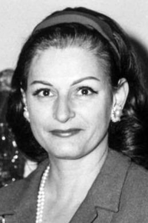 Catherine Arley as Aicha