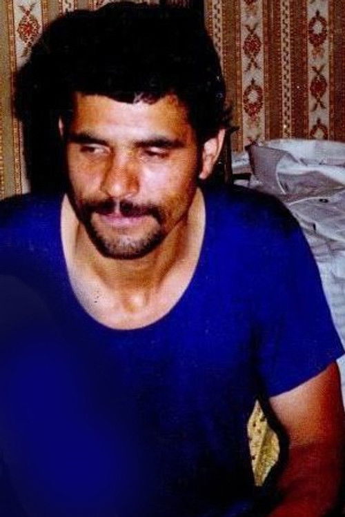 Mohammad Vali Ahmadloo as 