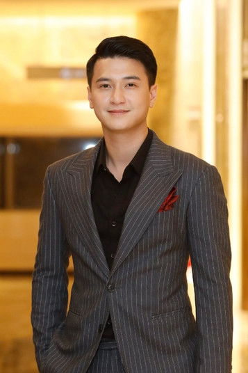 Huỳnh Anh as The student