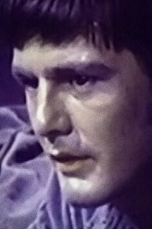 Tom Smith as Richard