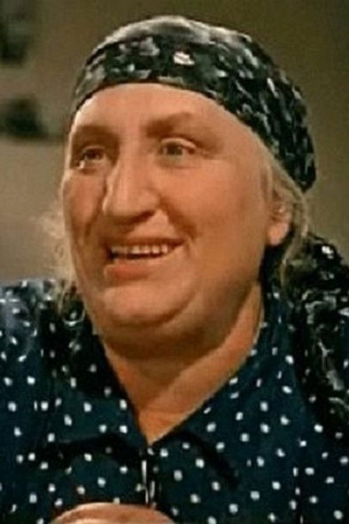 Henrieta Lejava as Dona