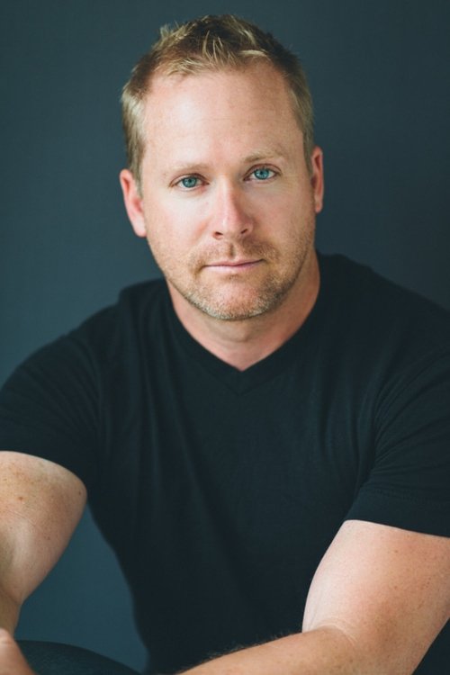 Matthew Willson as Detective Quinn