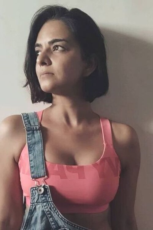 Himanshi Choudhry as Ruby Chachi