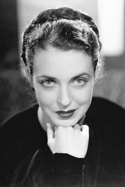 Ann Loring as Zelda Tadema