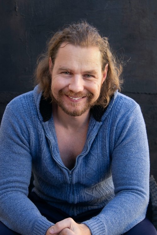 Mantas Valantiejus as Arthur