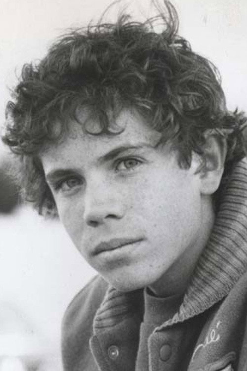 Rossie Harris as Brad Wetherly