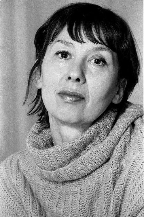 Rebekka Fleming as Leonore Gallwitz