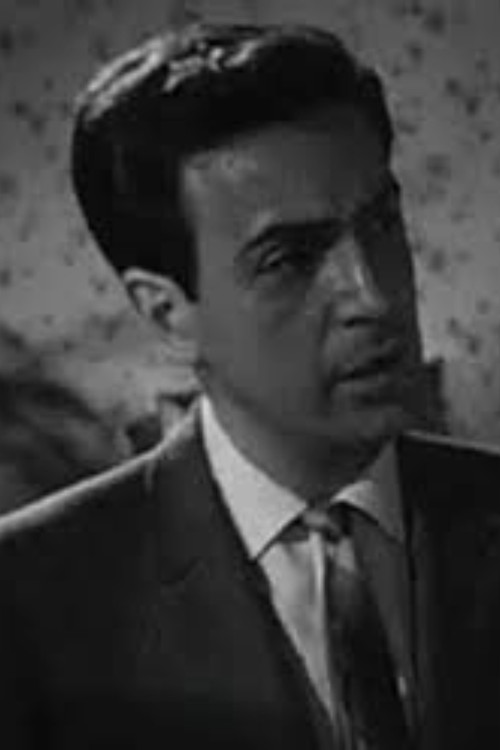 Paul Kent as Charlie Evans