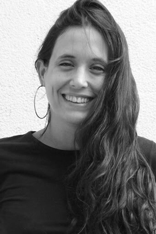 Nadia Lozano as María