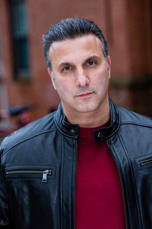 Arthur Hiou as Mobster