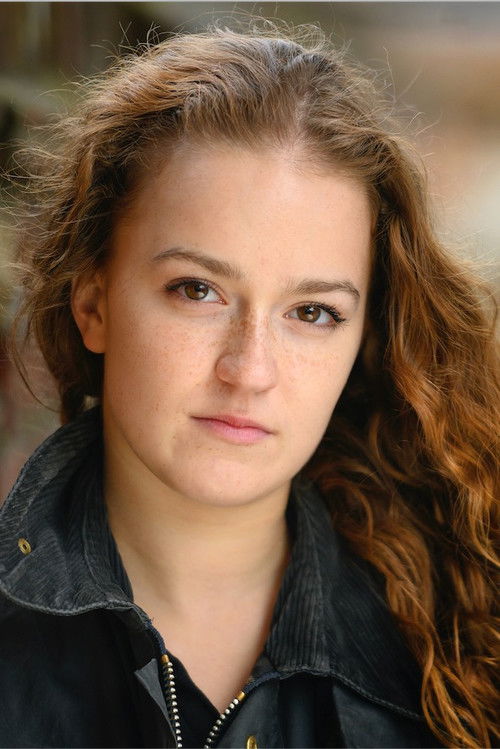 Polly Coombes as Lindsay