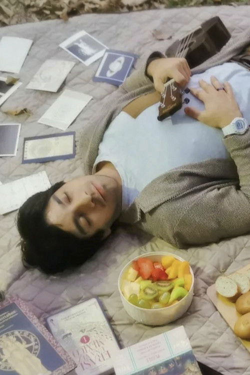 Kike Guzmán as Garret's friend