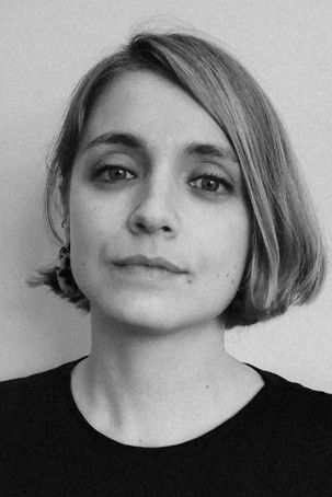 Anne Brouillet as Iris