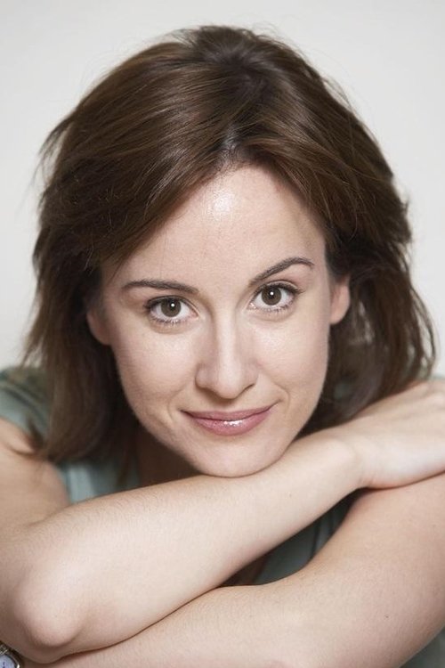 Medeea Marinescu as Elena