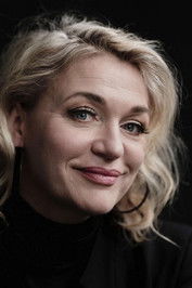 Stella Bergsma as Panter