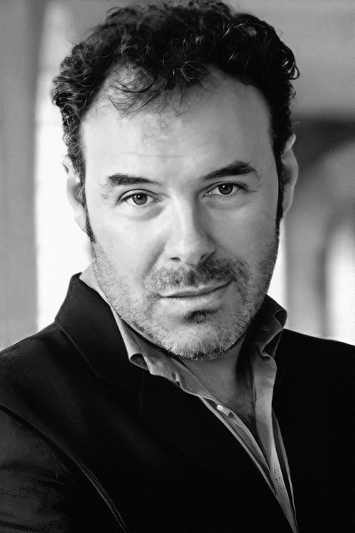 Sean Chapman as Peter Tracey