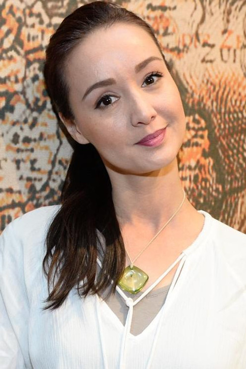 Jennifer de Jong as Pamela van Doorn