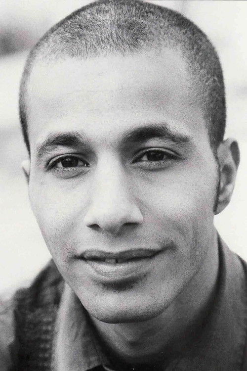 Mohamed Brikat as L'avocat de Greenpeace