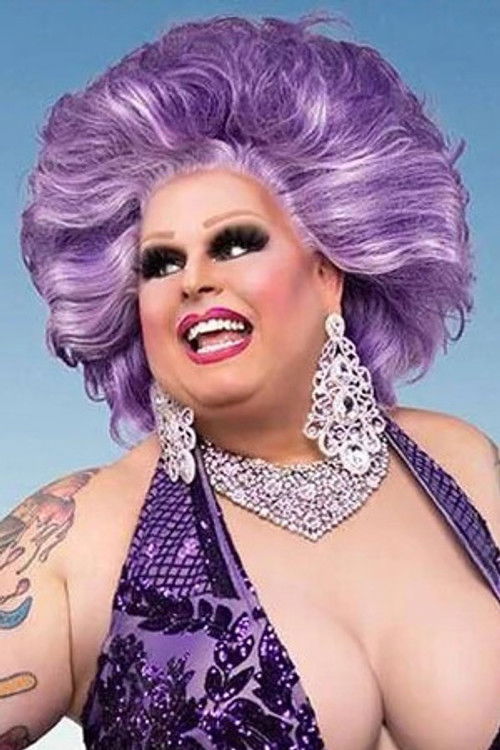 Maxi Shield as Maxine