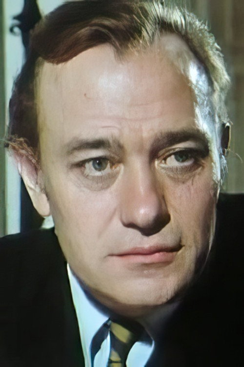 Claude Salez as Gendarme