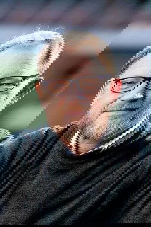 Henk-Jan Geel as Self - Guide