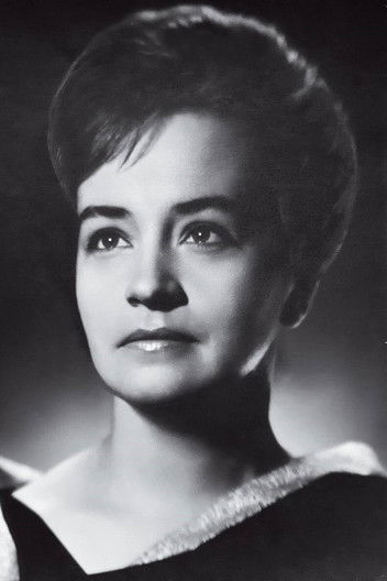 Dina Kuple as Erika's mother