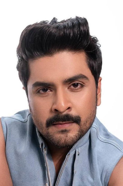 Shubhankar Tawde as Yuvraj Kadam