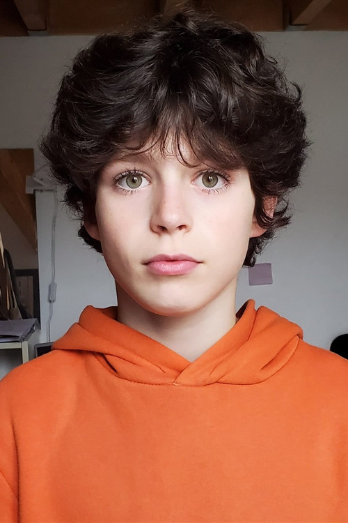 Jehan Renard as Joseph (at 9 years old)