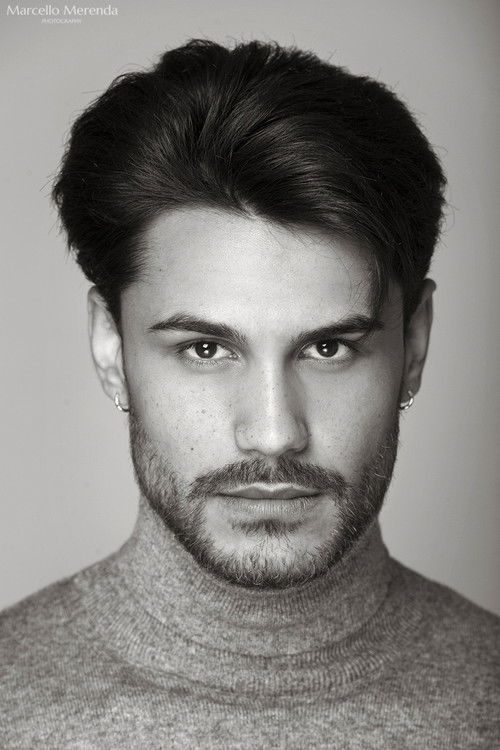 Elvis Esposito as Elvis